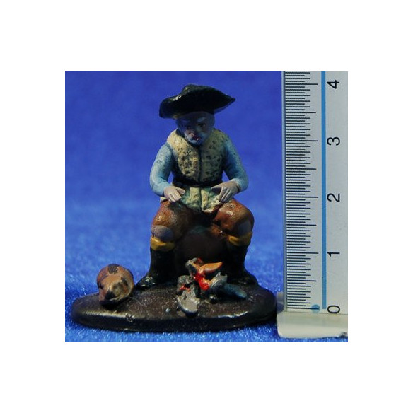 Shepherd with fire 5 cm clay painted Figuralia