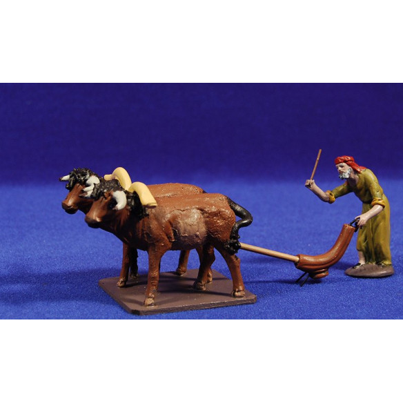 Pastor labrador arando 7 cm barro pintado Figuralia