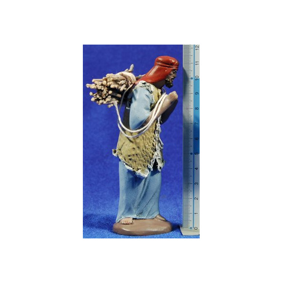 Pastor con leña 12 cm barro pintado Figuralia