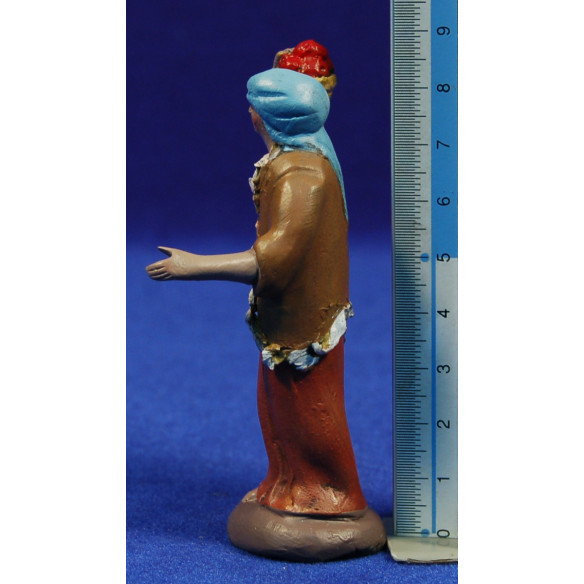 Pastor con cesto 7 cm barro pintado Figuralia