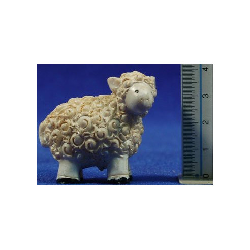 Lamb 10 cm resin Naïf Oliver