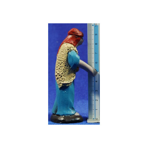 Pastor con cesto 9 cm barro pintado Figuralia