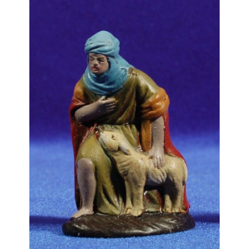 Shepherd addoring with lamb 9 cm clay painted Figuralia