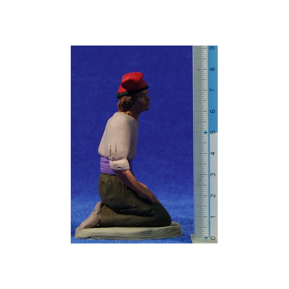 Shepherd catalan addoring with barretina 12 cm clay painted Delgado