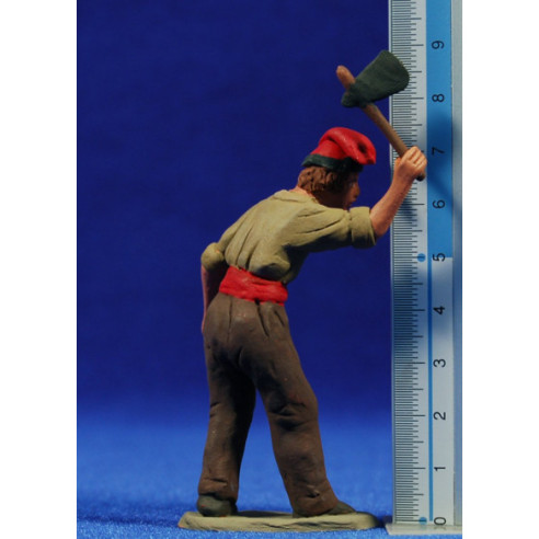 Pastor catalán con hacha 8 cm barro pintado Delgado