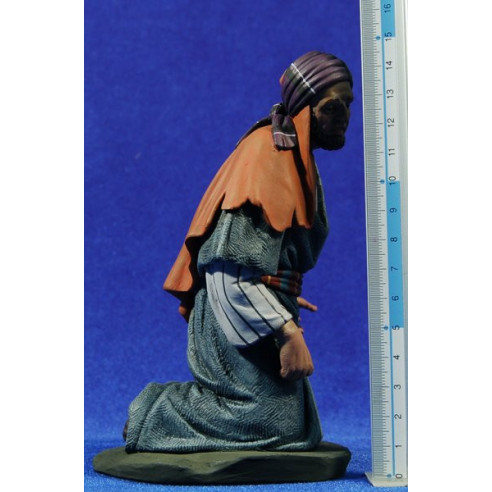 Shepherd addoring 20 cm clay painted Perez