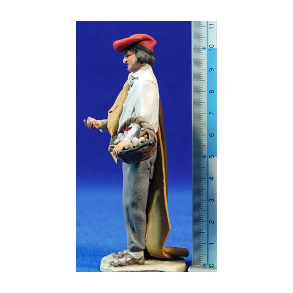 Shepherd catalan with a basket 10 cm clay painted De Francesco