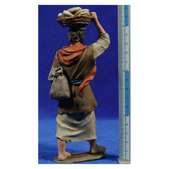 Shepherd  with breadbasket on head 15 cm resin Montserrat Ribes