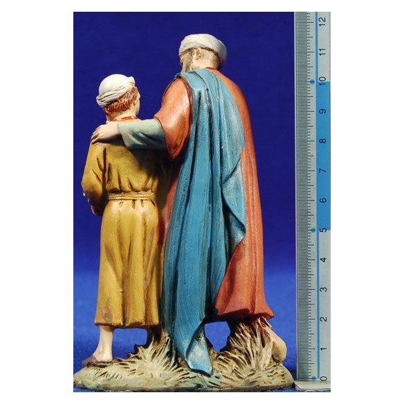 Shepherd with a children 12 cm resin Martino Landi line