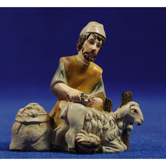 Shepherd shearing a lamb M2 9 cm resin