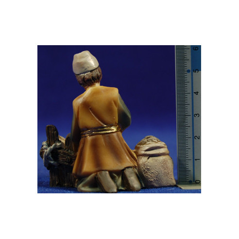 Shepherd shearing a lamb M2 9 cm resin