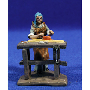 Pastor carpintero con mesa 8 cm ropa y barro Figuralia