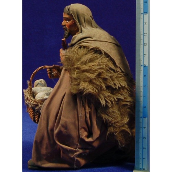 Shepherd addoring with bread basket 20 cm clay and clothes