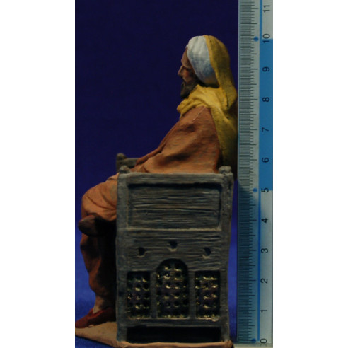Pastor bereber en banco 12 cm pasta cerámica Hermanos Cerrada