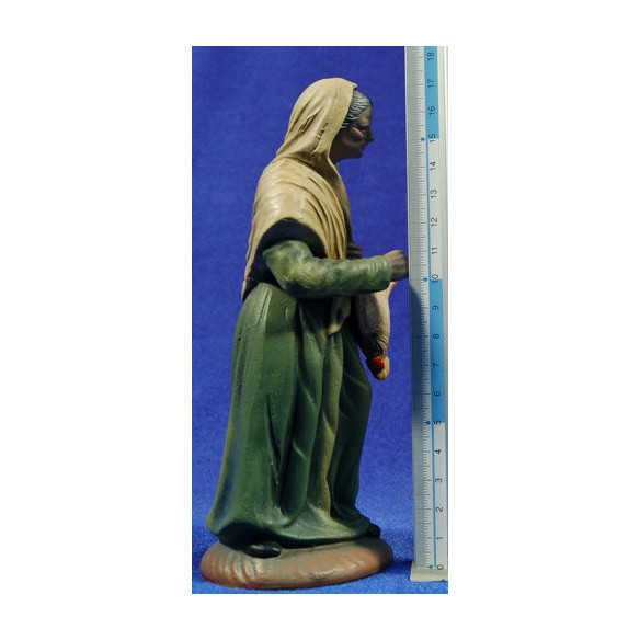 Pastora con gallina 18 cm terracotta dipinte Figuralia