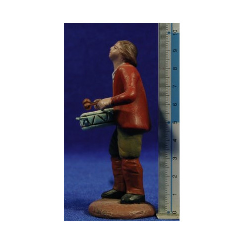 Pastor músico con tambor 9 cm barro pintado Figuralia