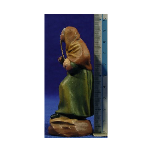 Woman with zambomba 9 cm clay painted Figuralia
