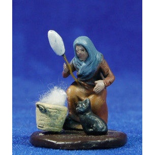 Pastora chi fila con il gatto 5 cm terracotta dipinte Figuralia