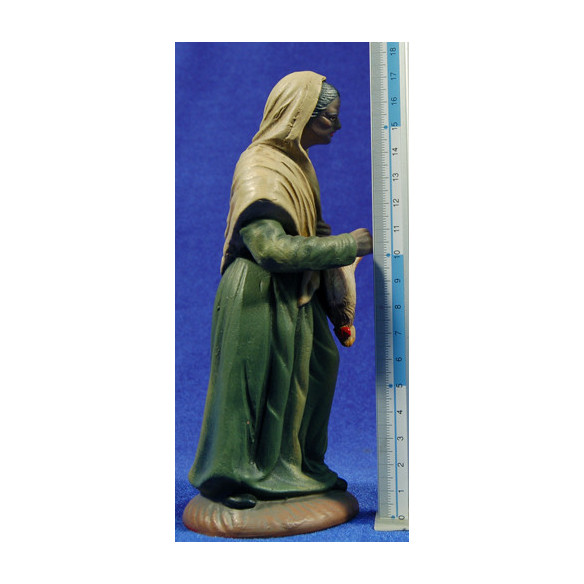 Woman with chicken 18 cm clay painted Figuralia