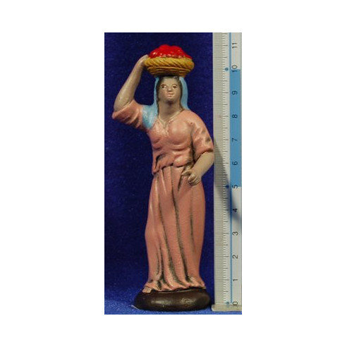 Pastora amb cistell al cap 9  cm fang pintat Figuralia
