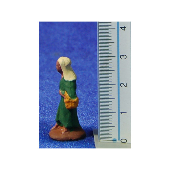 Pastora con cestos 3 cm barro pintado Fabregat