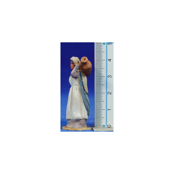 Pastora con jarra 4 cm barro pintado De Francesco