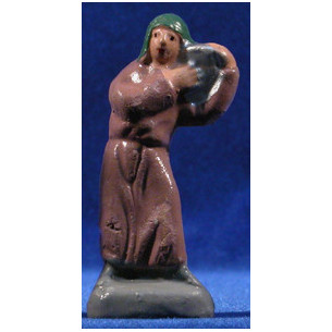 Pastora con jarra en la cabeza 7 cm barro pintado