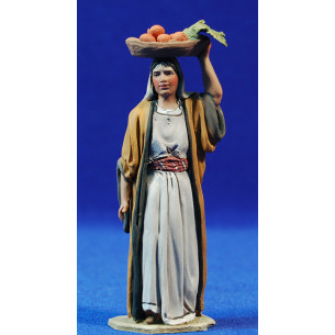 Pastora con un vassoio sulla testa 10 cm terracotta dipinte De Francesco