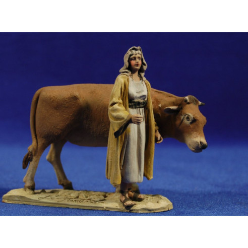 Pastora con vaca 8 cm barro pintado De Francesco