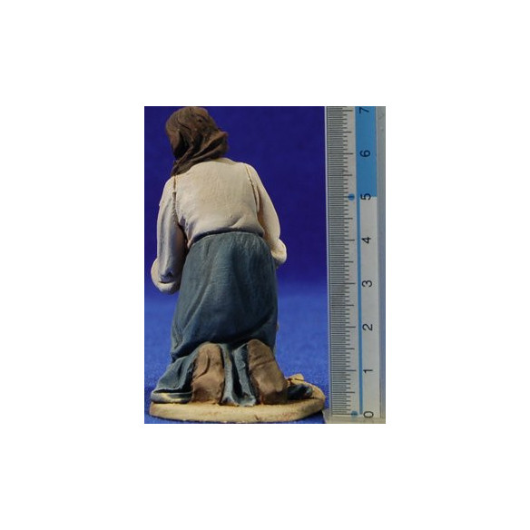 Pastora catalana adorant amb galleda 10 cm fang pintat De Francesco