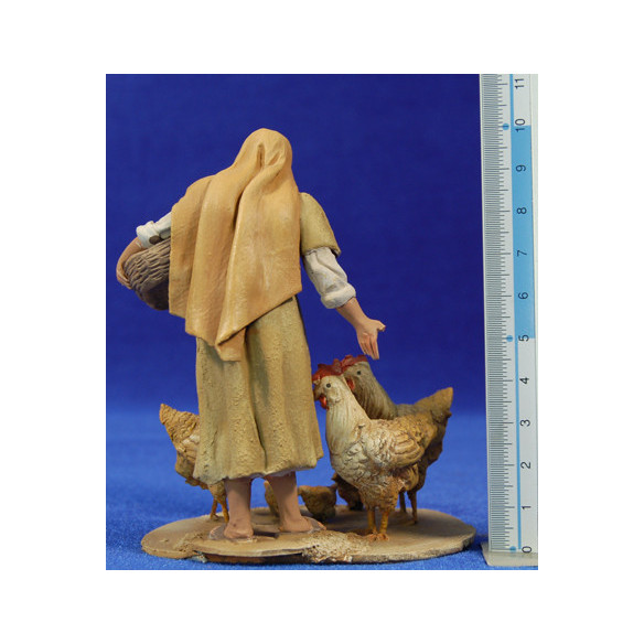 Pastora con gallinas 10 cm barro pintado De Francesco