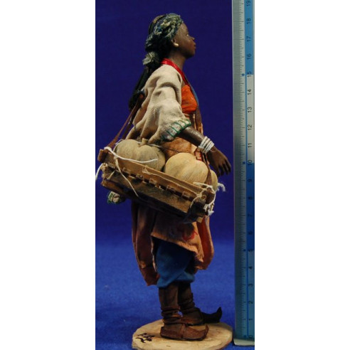 Black woman with pumpking 18 cm clay and clothes painted Angela Tripi