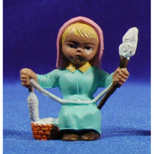 Woman knitting  modern 7 cm plastic Fabregat