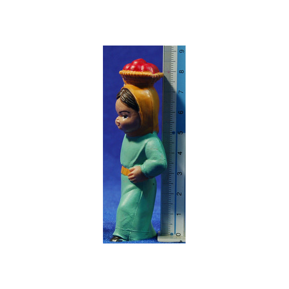 Pastora moderna con cesta en la cabeza 8 cm plástico Fabregat