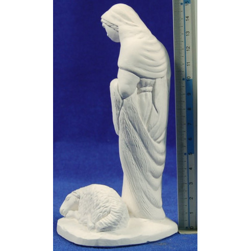 Pastorella con pecora non dipinto 15 cm gesso
