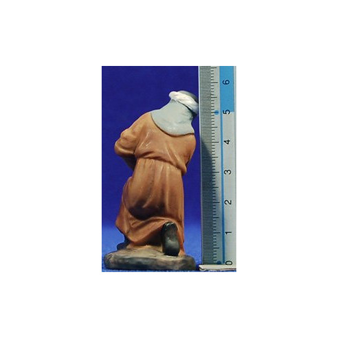 Pastora adorant amb xai 8 cm resina Belenes Puig