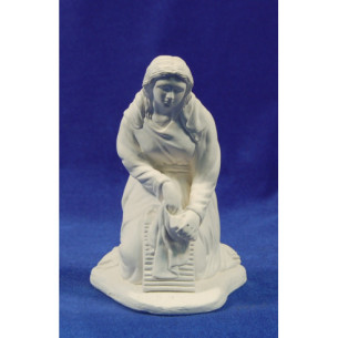 Non painted woman cleaning 20 cm chalk