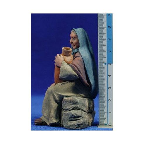 Pastora sentada con jarra 12 cm resina Montserrat Ribes