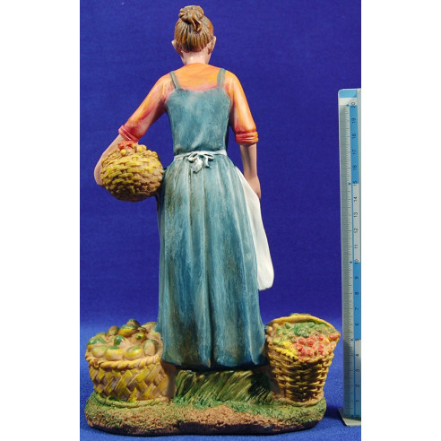 Pastora con cestini  25 cm resina