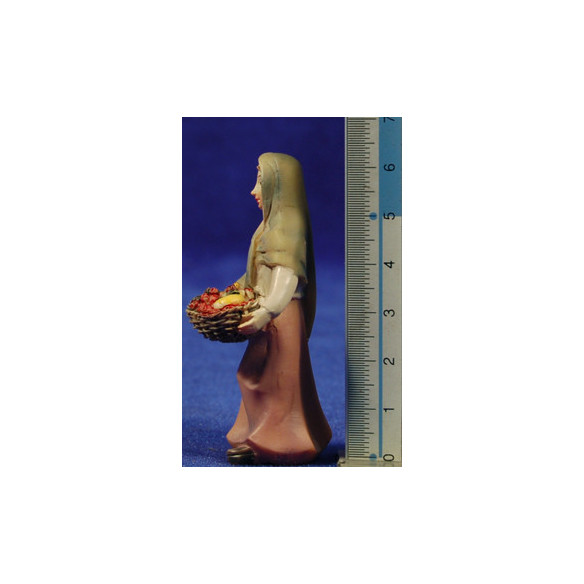 Pastora con cesta frutas 7 cm resina