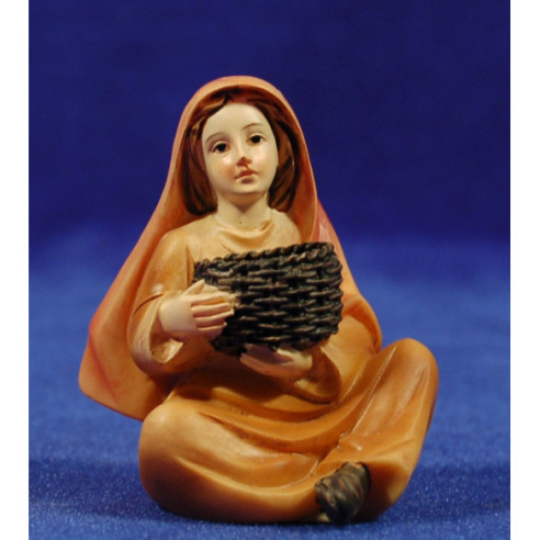 Pastora sentada con cesto 11 cm resina