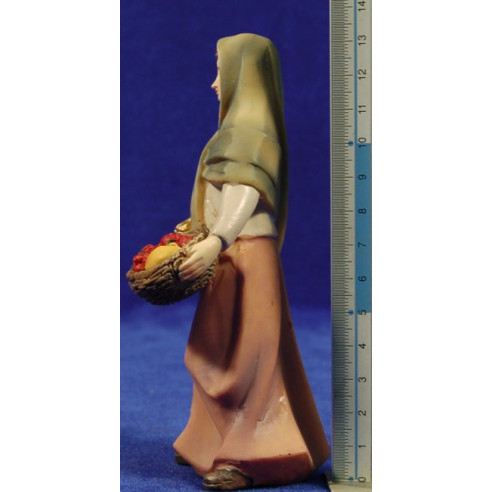 Pastora con cesta frutas 15 cm resina