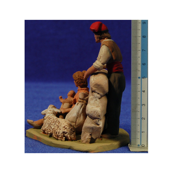 Nacimiento catalán sentado con cordero 8 cm barro pintado Delgado