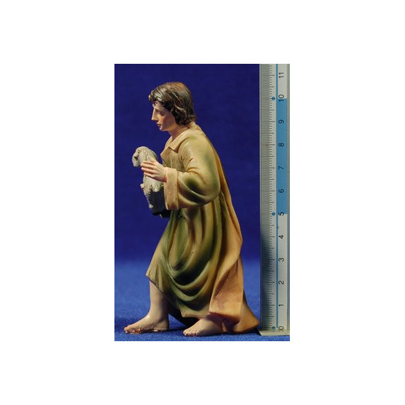 Nacimiento con reyes y pastor M2 11 cm resina