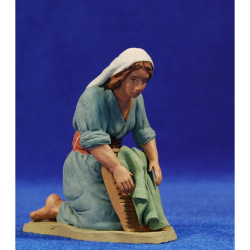 Cleaning woman hebrew 12 cm clay painted Delgado
