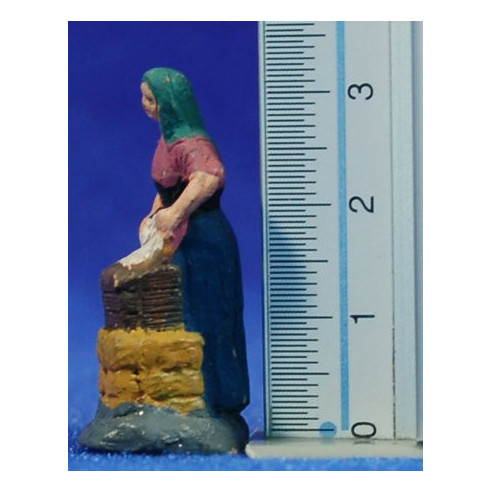 Pastora lavandera 3 cm barro pintado