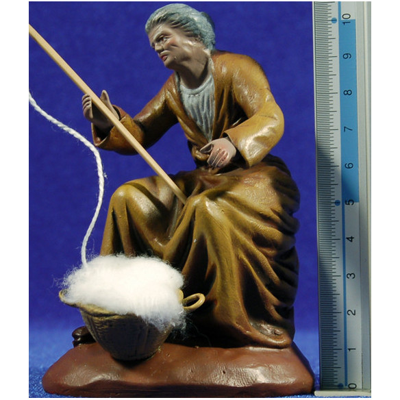 Hilandera 14 cm barro pintado Figuralia