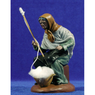 Woman spinning 16 cm clay painted Figuralia