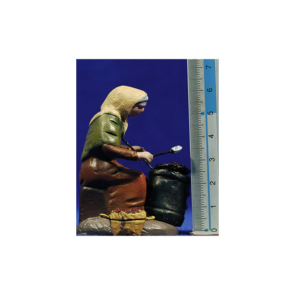 Castañera 8 cm barro pintado Figuralia