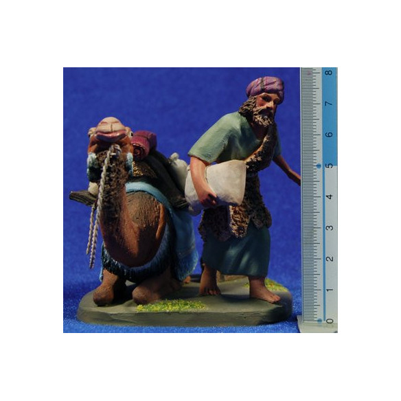 Camell amb home descarregant 7 cm fang pintat Daniel